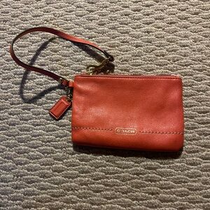 Coach SV/TeaRose Small Zippered Leather Wristlet Clutch Purse